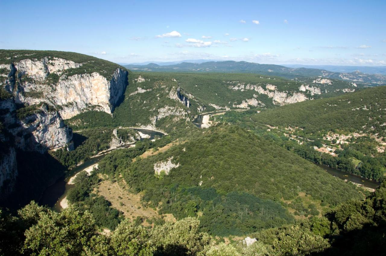Espace Loisirs Ξενοδοχείο Saint-Martin-dʼArdèche Εξωτερικό φωτογραφία